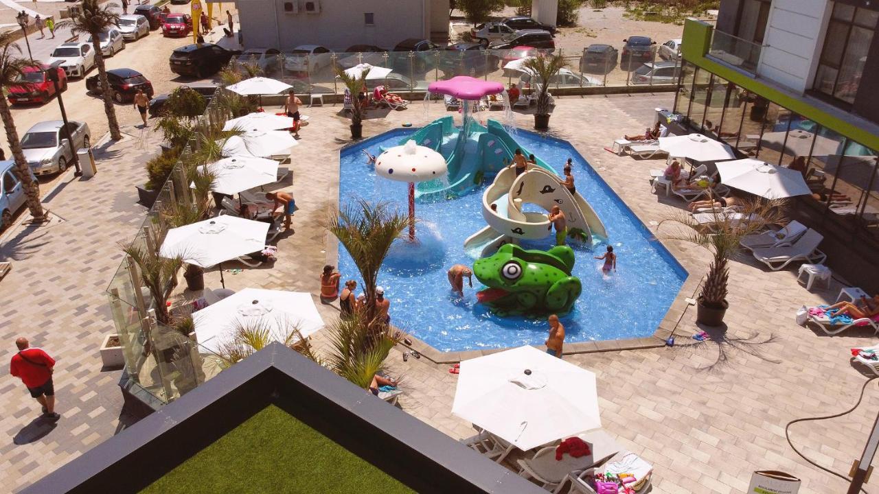Blacksearama Apartment- Spa, Pools And Parking Mamaia Dış mekan fotoğraf