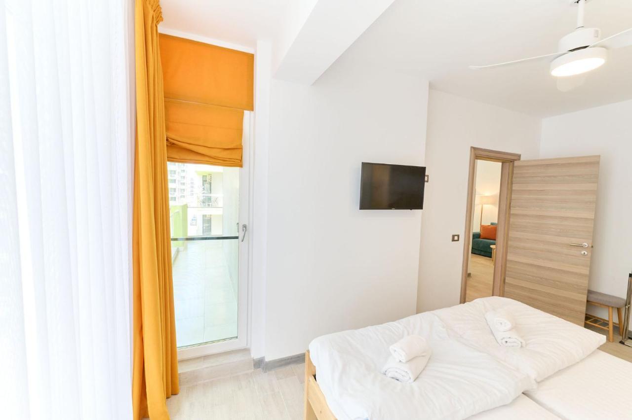 Blacksearama Apartment- Spa, Pools And Parking Mamaia Dış mekan fotoğraf
